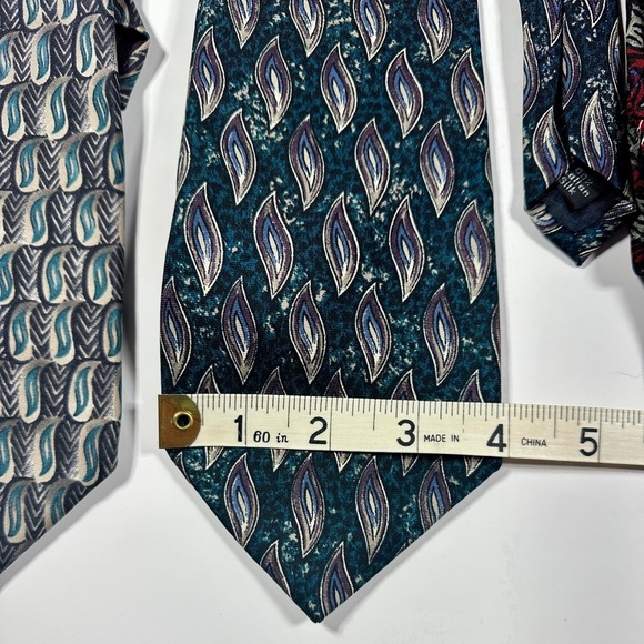 Collection Of Five Mens Silk Dress Neckties​​ - Picture 6 of 6